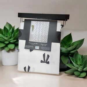 Tahari White and Black Fabric Ribbon Bow Shower Curtain 72 x 72 New
